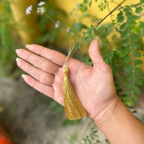 Pingente de Tassel - 7cm (COR DOURADA) Pacote com 10un